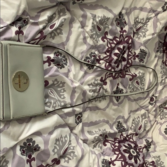 Kate Spade crossbody. - Picture 3 of 5